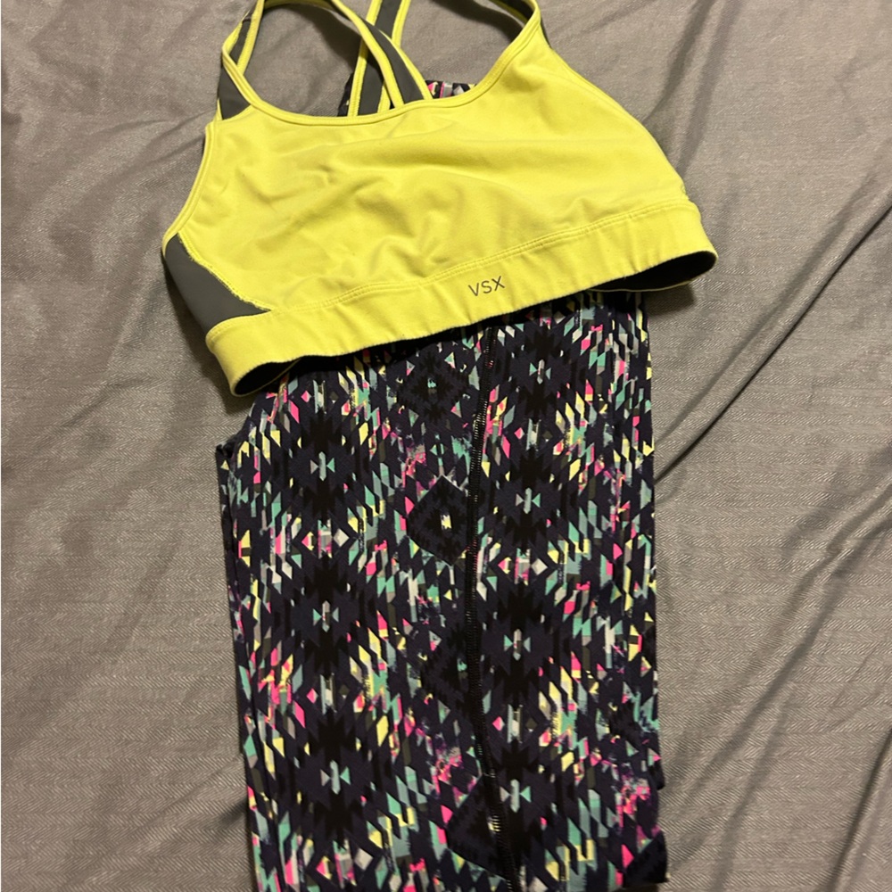 Victoria's Secret VSX Sport Bra and Leggings Set